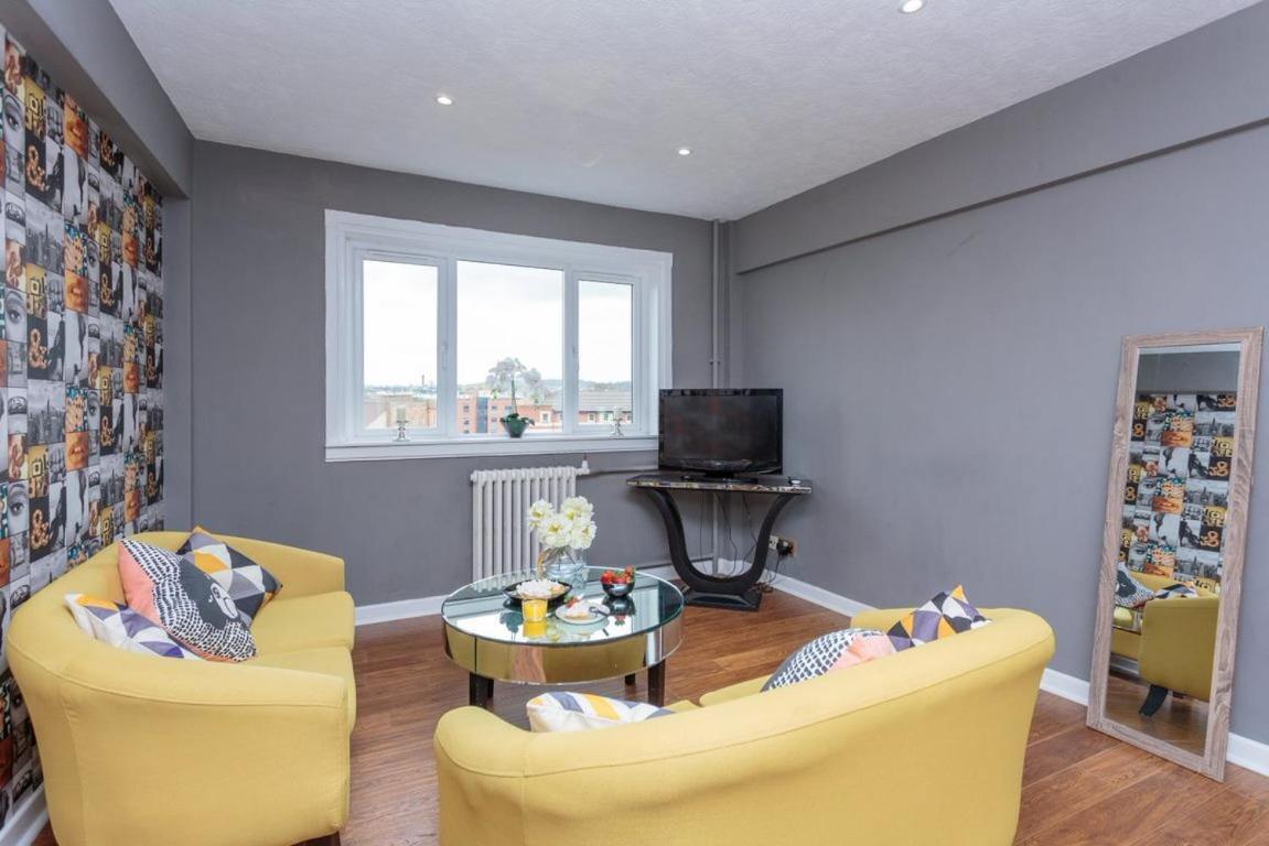 Gorgeous 3-Bed Flat, 15 Minutes To City Centre Édimbourg Extérieur photo