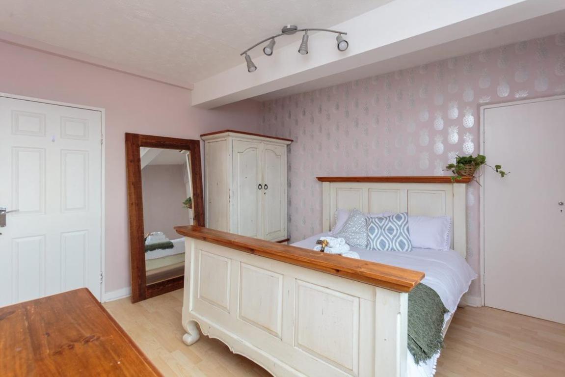 Gorgeous 3-Bed Flat, 15 Minutes To City Centre Édimbourg Extérieur photo