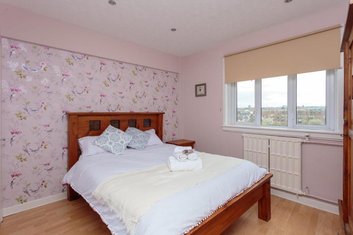 Gorgeous 3-Bed Flat, 15 Minutes To City Centre Édimbourg Extérieur photo